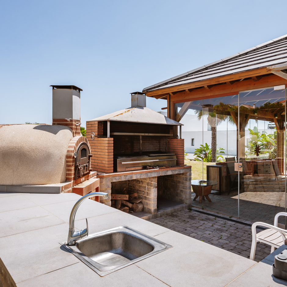 Image of Sea Recovery’s dining space — luxury rehab in Spain, near Marbella, showcasing personalised care and serene surroundings.