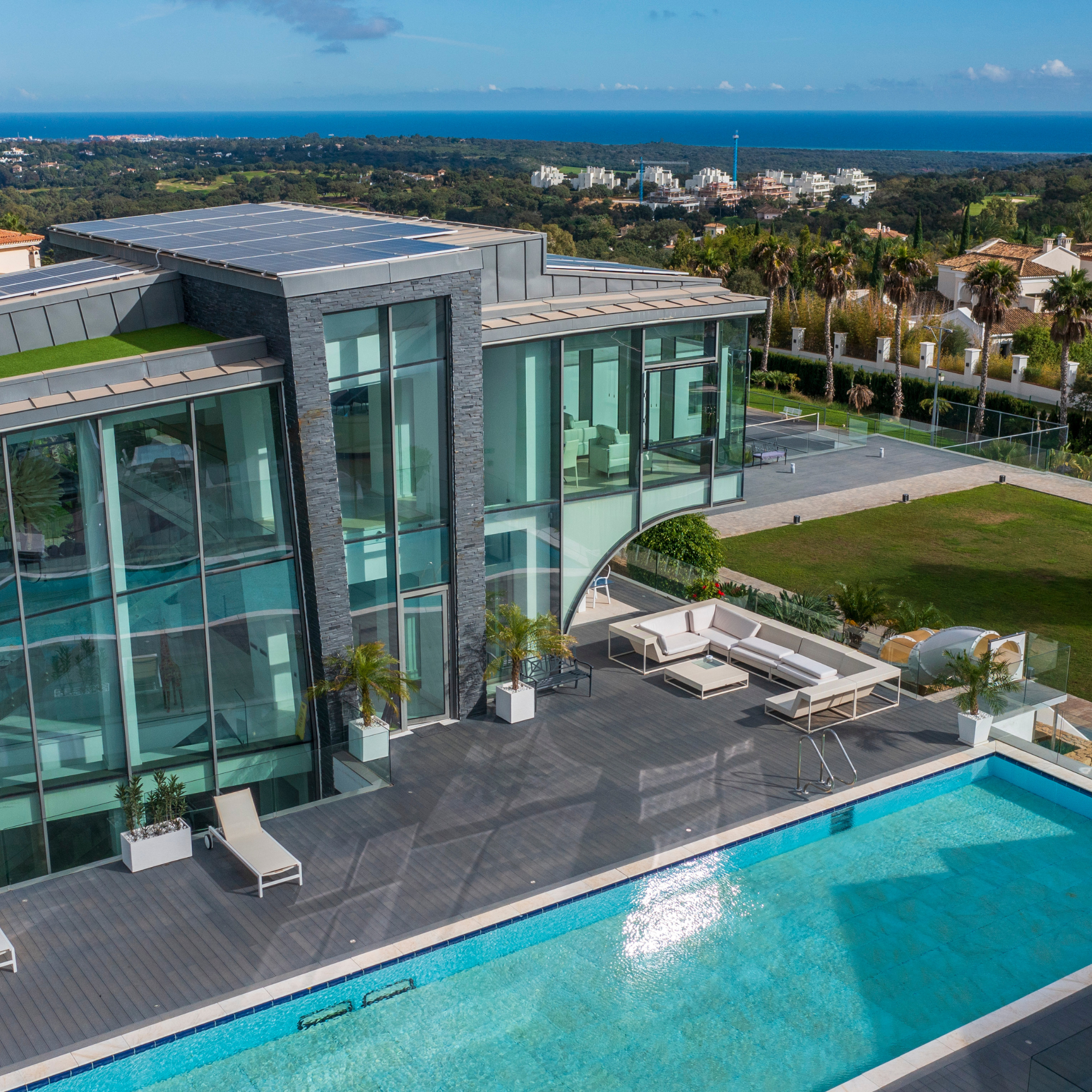 Image of Sea Recovery’s ocean view lounge — mental health rehab in Spain, near Marbella, showcasing personalised care and serene surroundings.